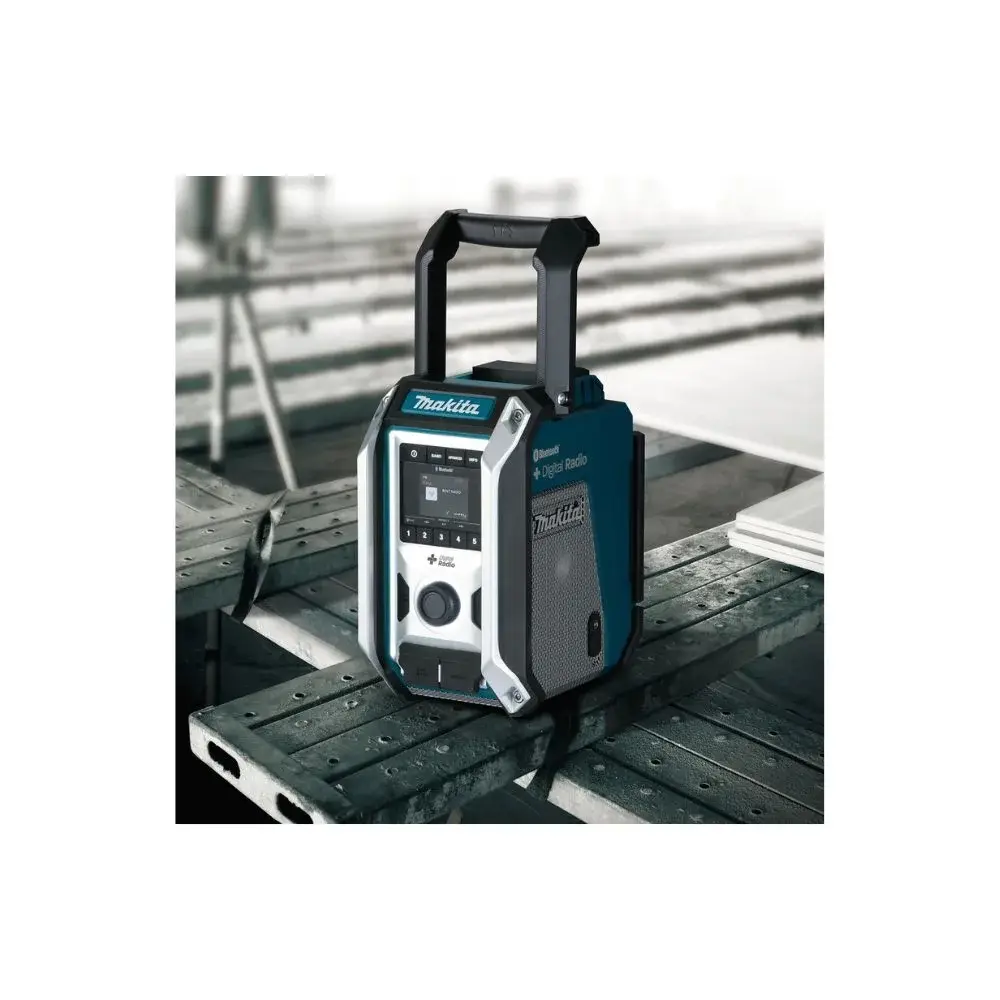 Makita DMR115 18V LXT  12V MAX CXT Bluetooth & DAB+ Digital Radio (2).webp