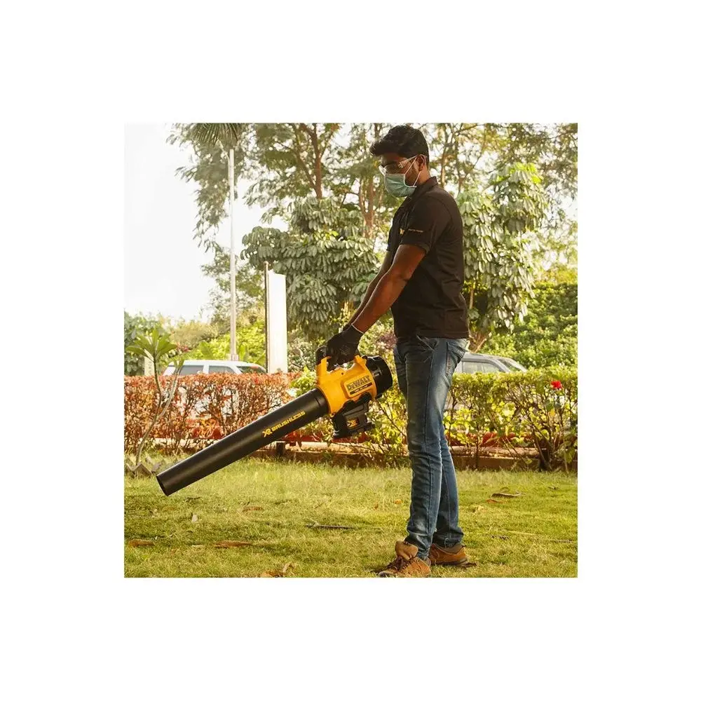 DEWALT DCM562P1 18V XR Brushless Blower with 1x 5Ah Battery & Charger (4).webp