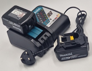 Makita DC18RC 18V LXT Charger with 2x 5.0Ah Batteries